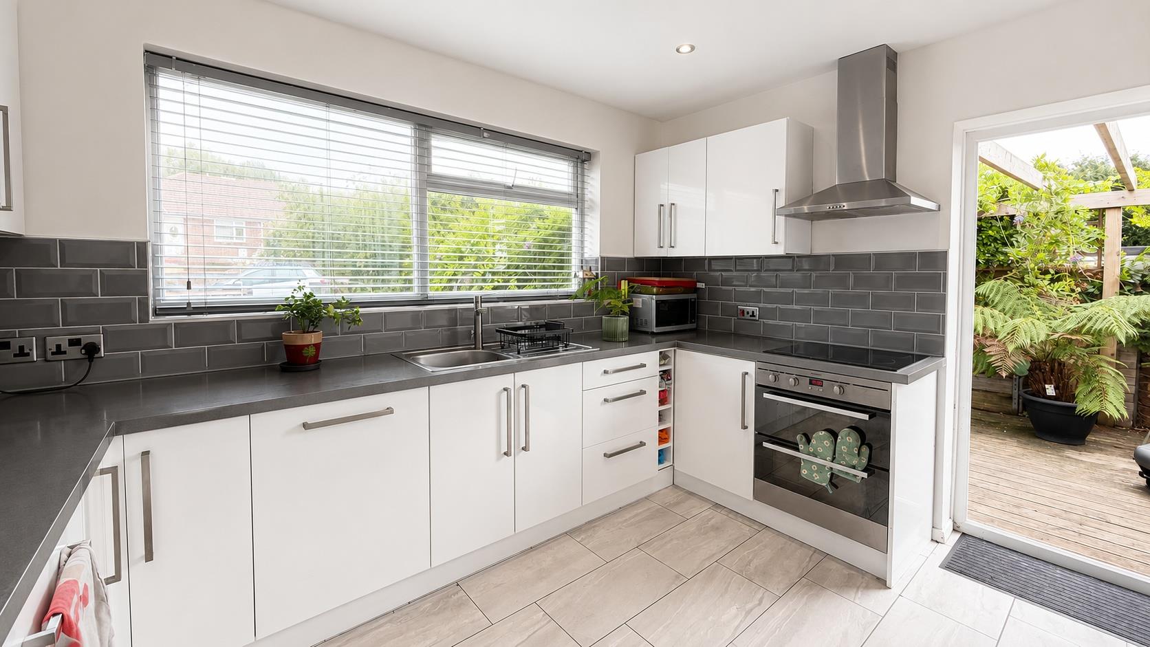 3 bed property in Pilot Road, Hastings